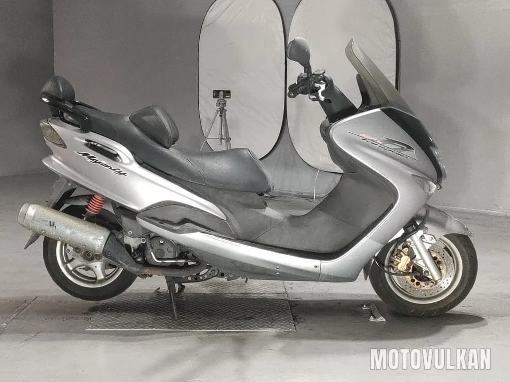 Yamaha Majesty 125